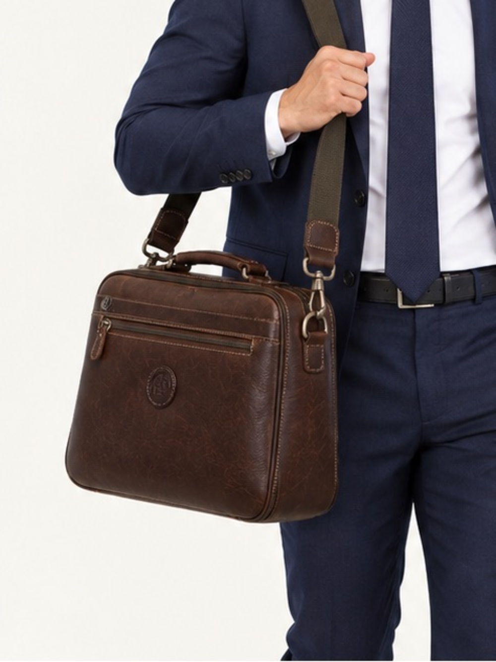 BRIC’S | Leather Carry On Overnight Laptop Bag Crossbody Soft Leather Aprox 14”